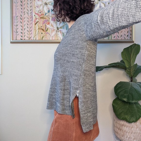 H&M slouchy gray knit sweater with zipper detail - Picture 2 of 4